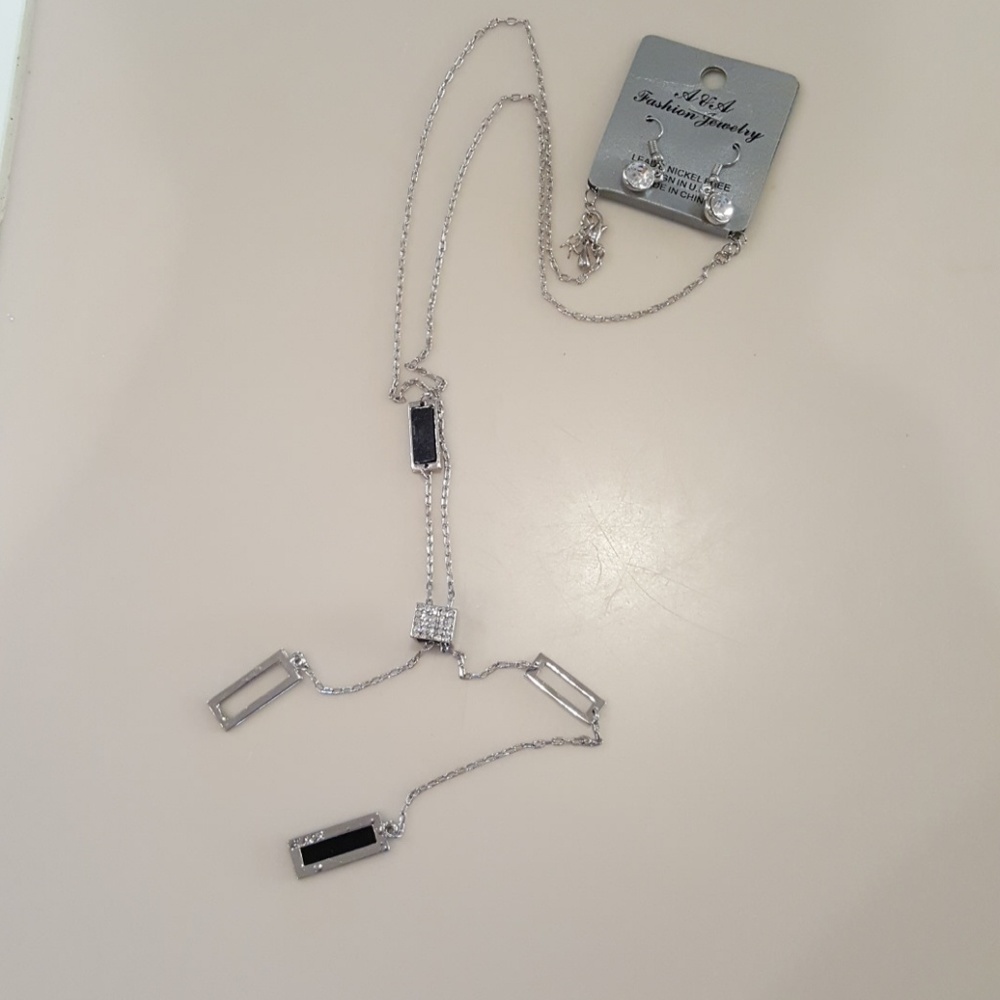 Silvertone sweater necklace and bonus ERs
